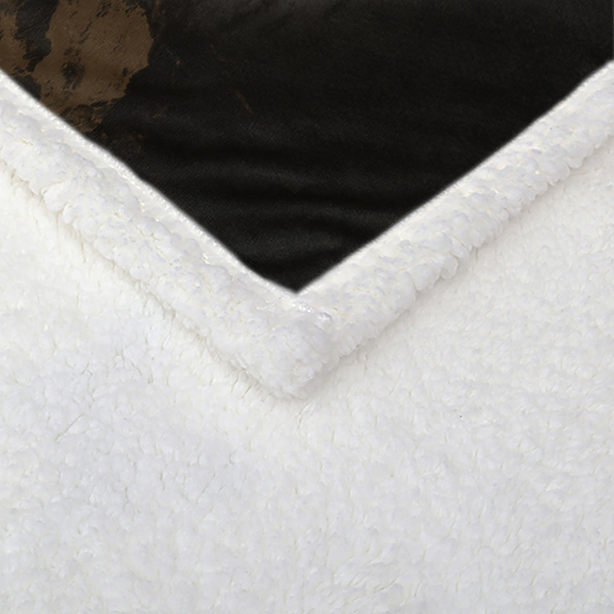 SHERPA WOLF BLANKIE